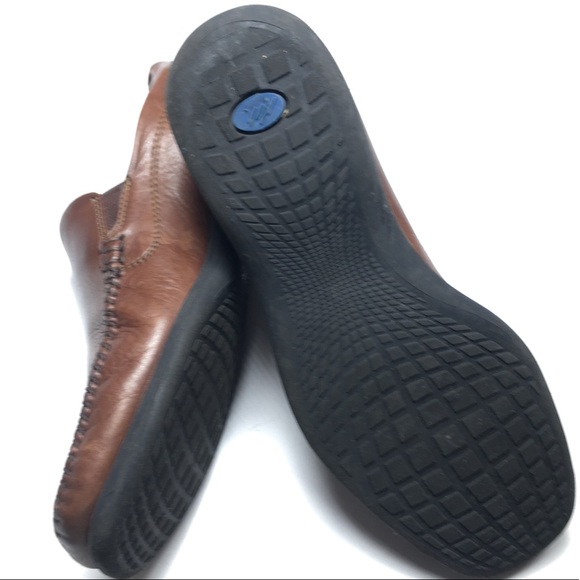 Neil M. Men’s brown leather loafers ? size 10.5 main image 4